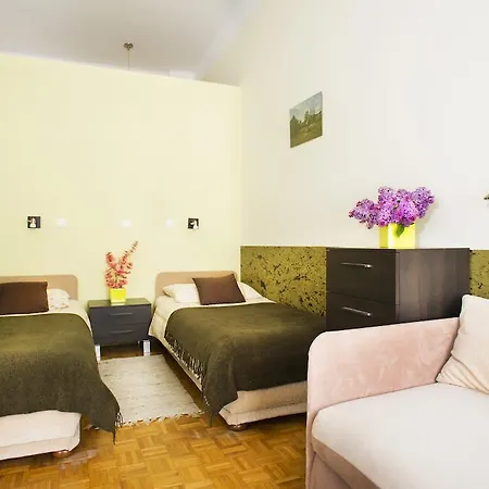 Apartment Mikolajska *