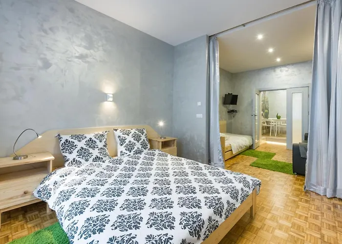 Mikolajska דירה *